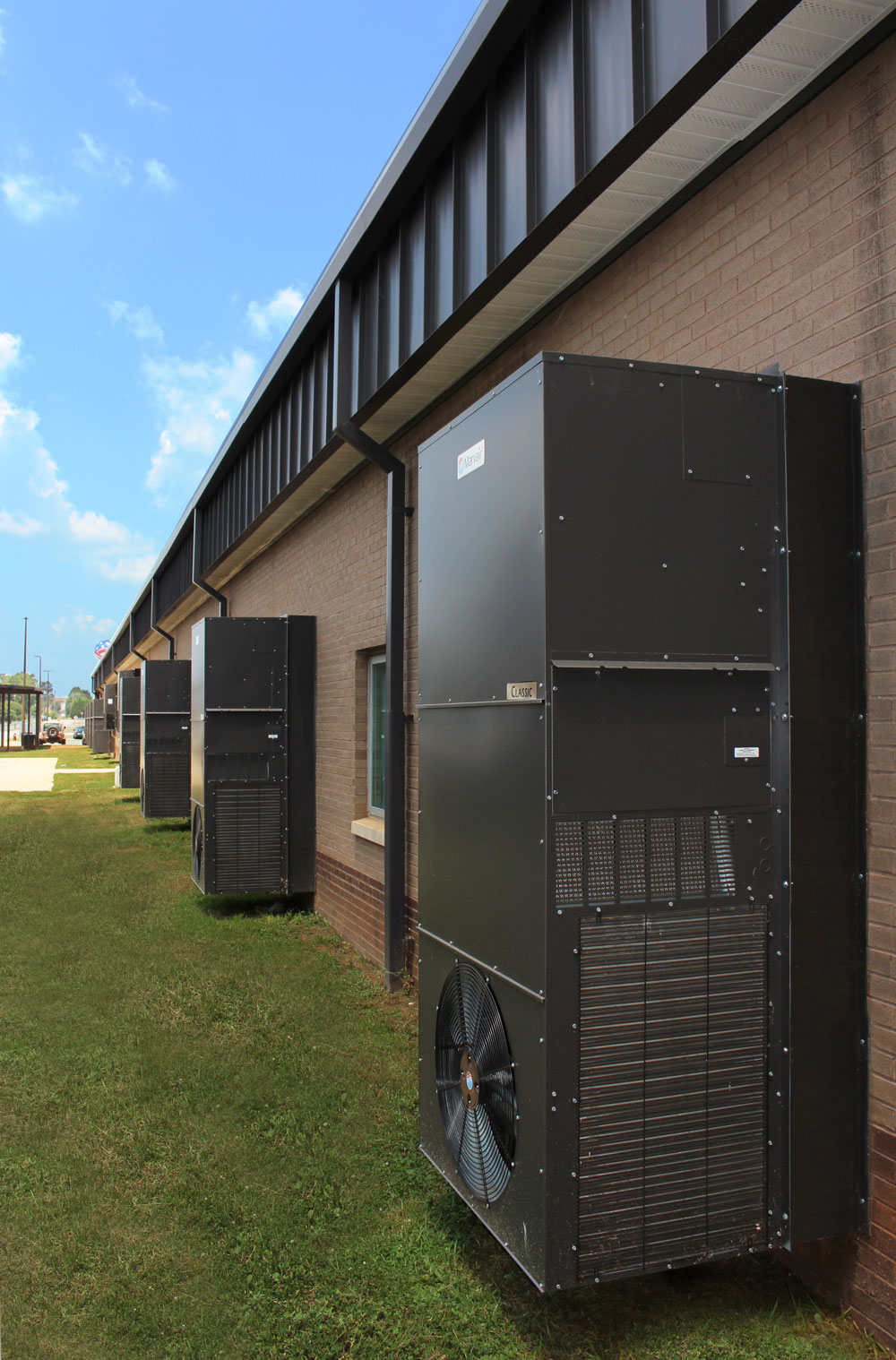 Exterior air conditioning units